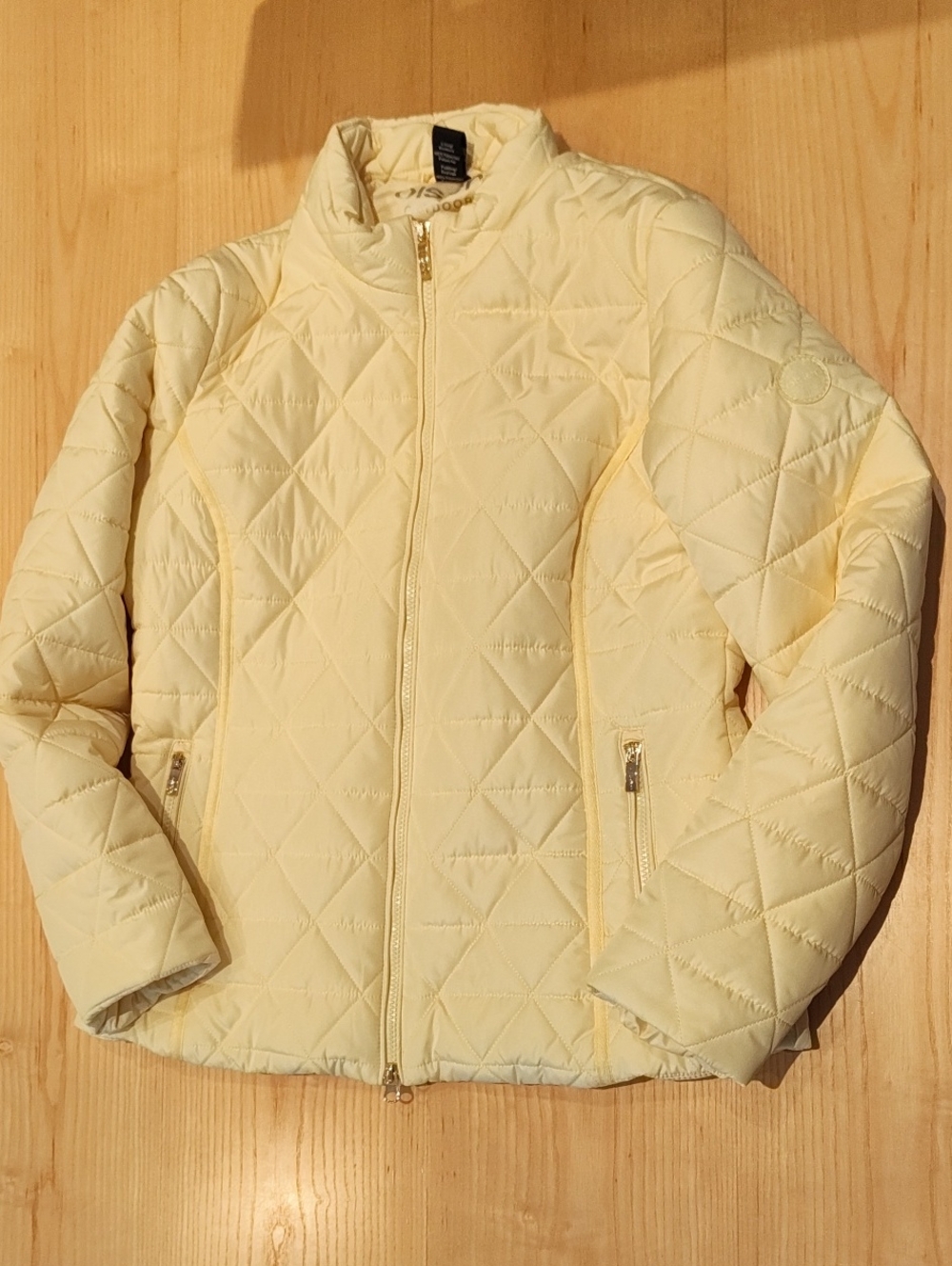 Light Quilted Puffer Jacket in Cream - Womens